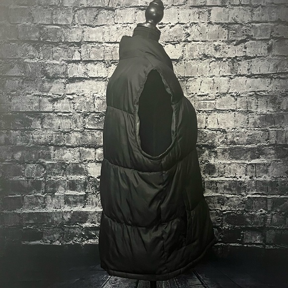 Old Navy Vest - Picture 4 of 5